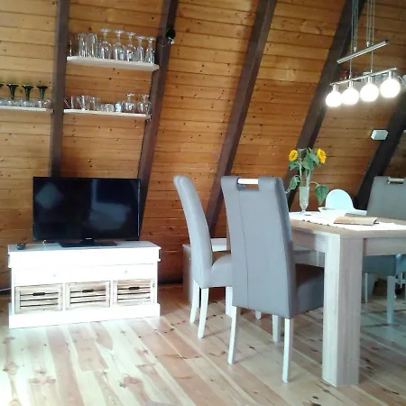 Eifeler Finnhaus Mit Sauna, Muehlenberg 13 Holiday home *