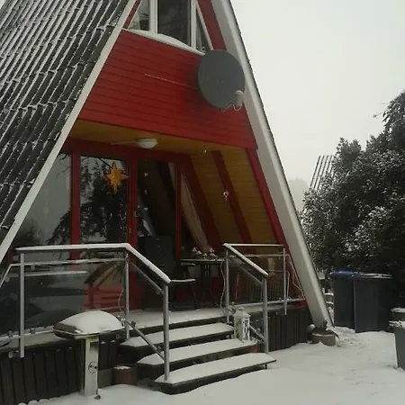 Eifeler Finnhaus Mit Sauna, Muehlenberg 13 Holiday home *